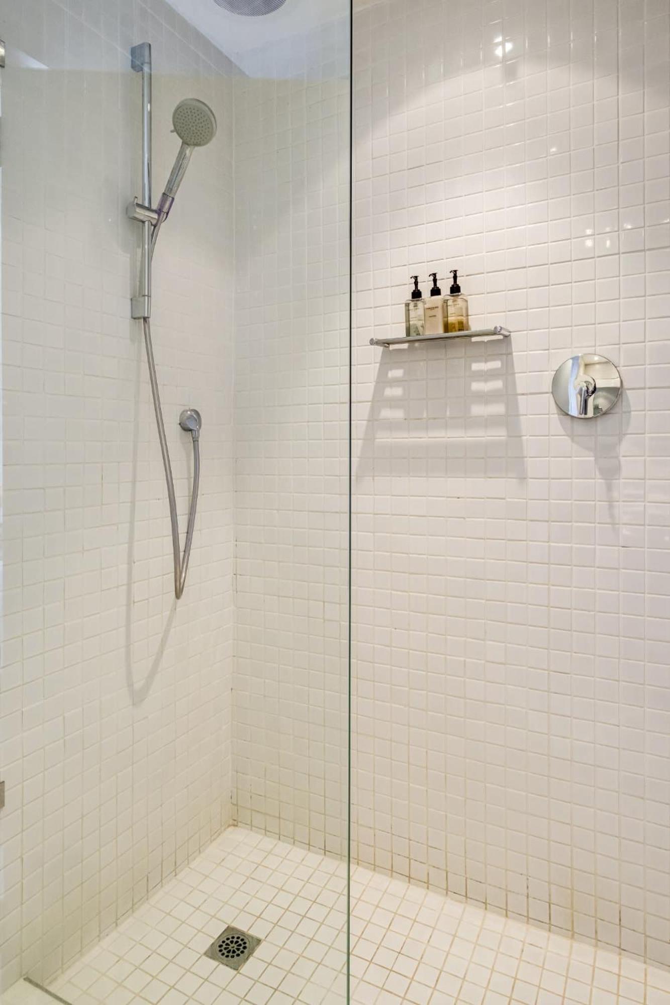 Camps Bay Terrace Suite เคปทาวน์ ภายนอก รูปภาพ