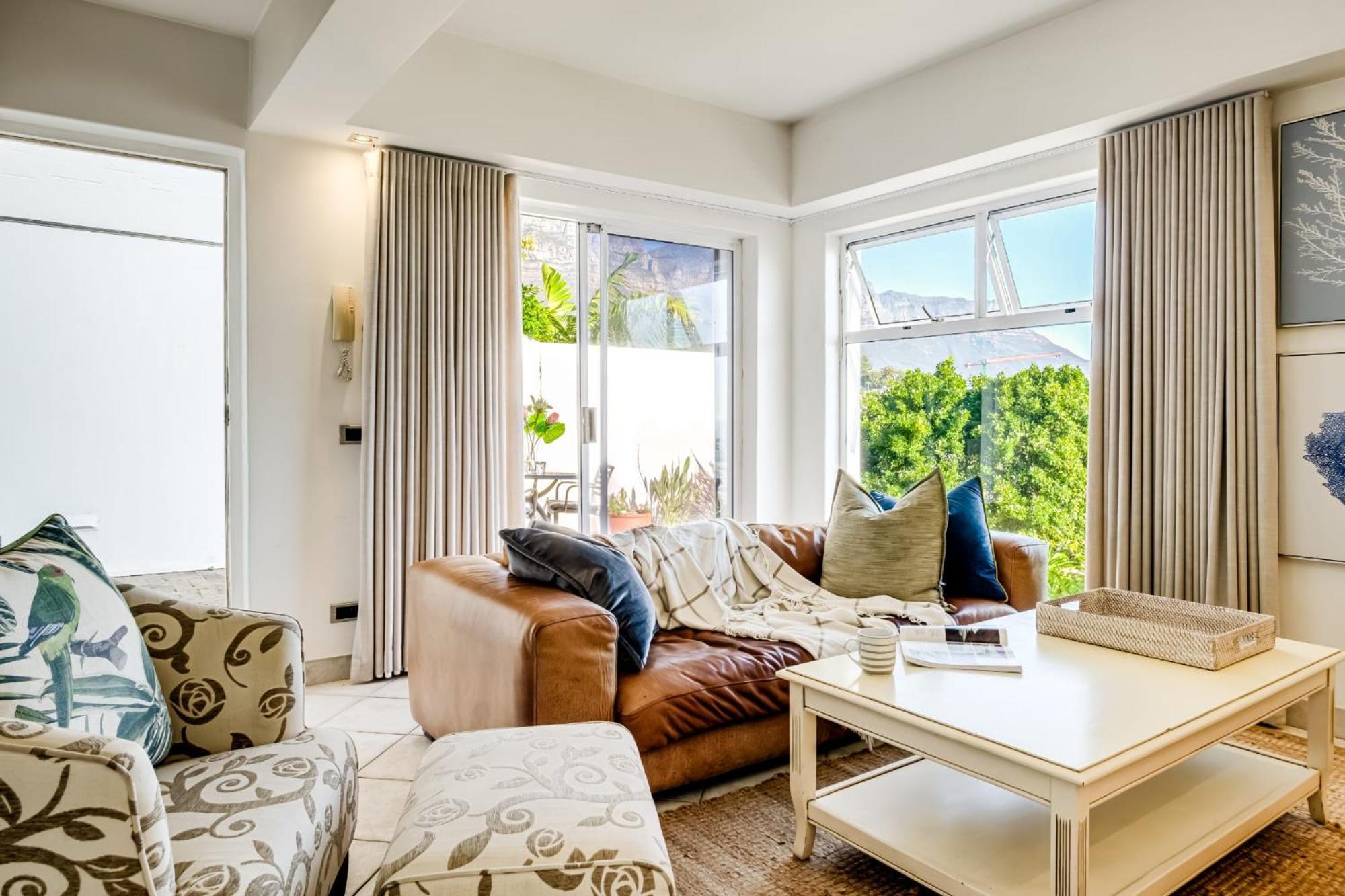 Camps Bay Terrace Suite เคปทาวน์ ภายนอก รูปภาพ